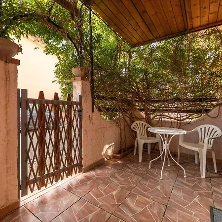 Holiday home Maya *